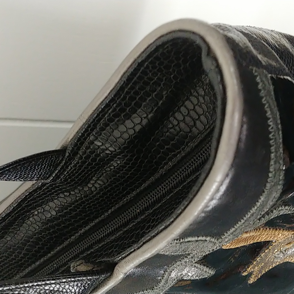 Sharif Black Hand Bag - Picture 8 of 16